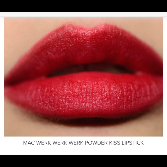 NWT MAC Werk, Werk, Werk Powder Kiss Lipstick - Picture 3 of 3